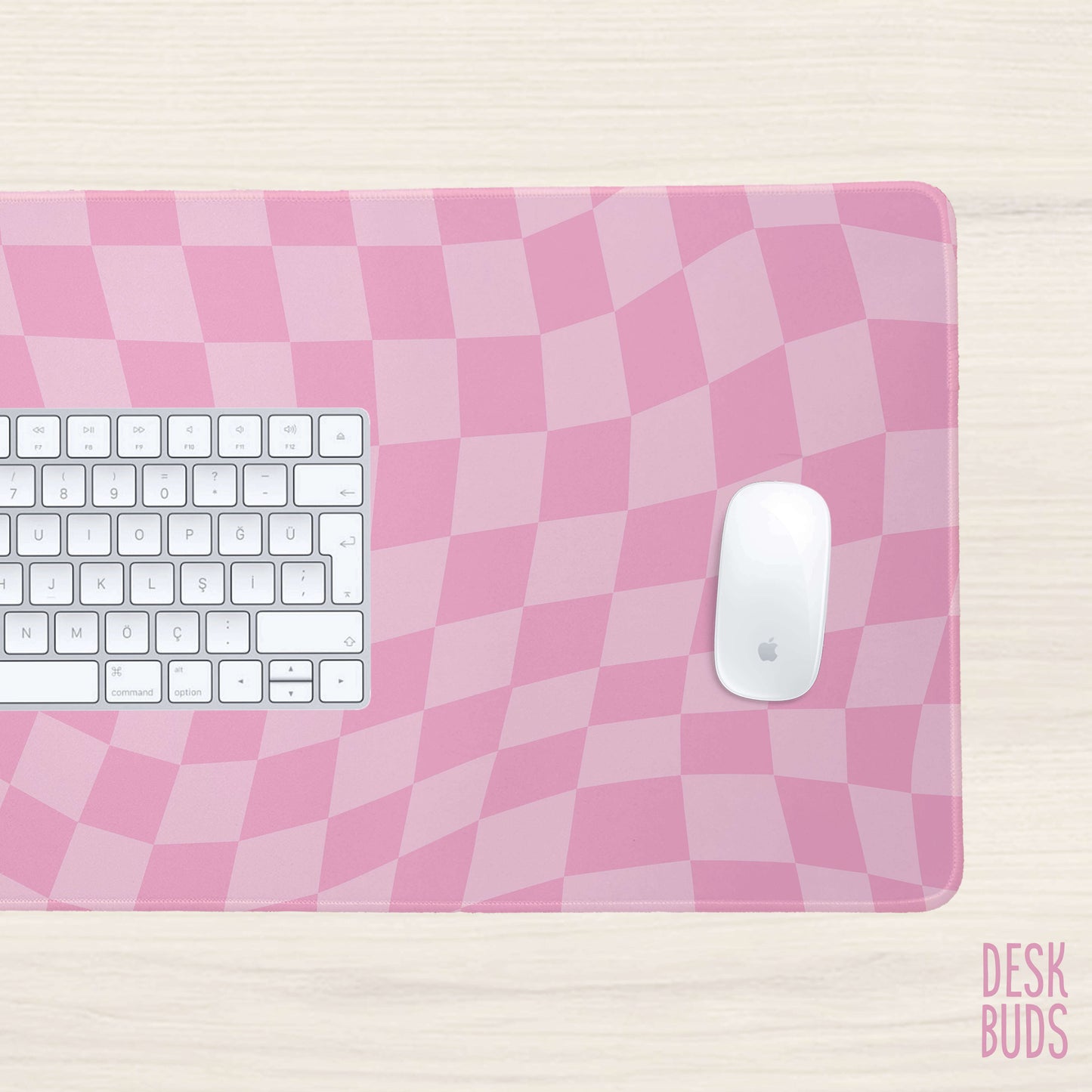 Warped checkerboard desk mat - pink